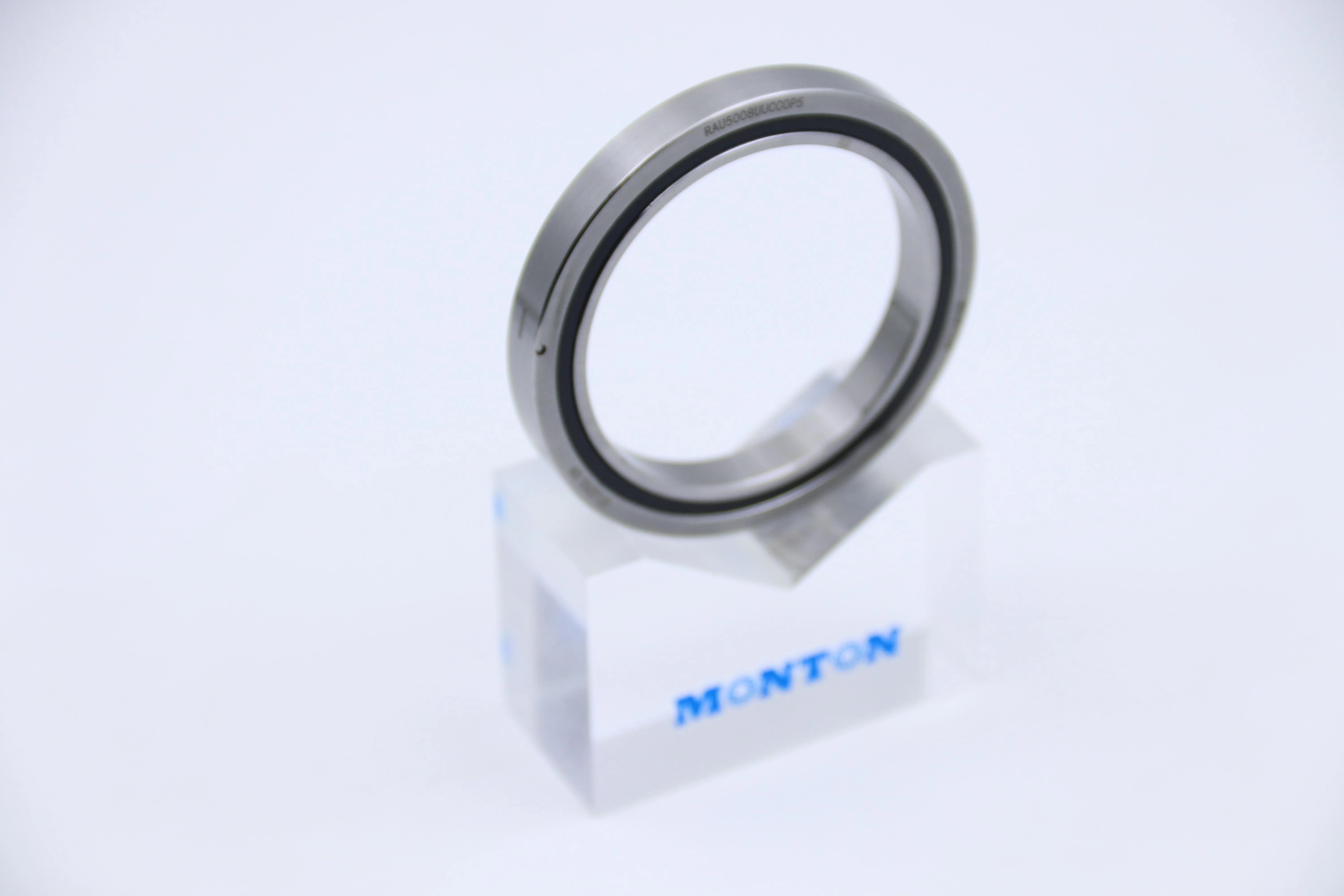 RAU5008UUCC0P5 crossed roller bearing