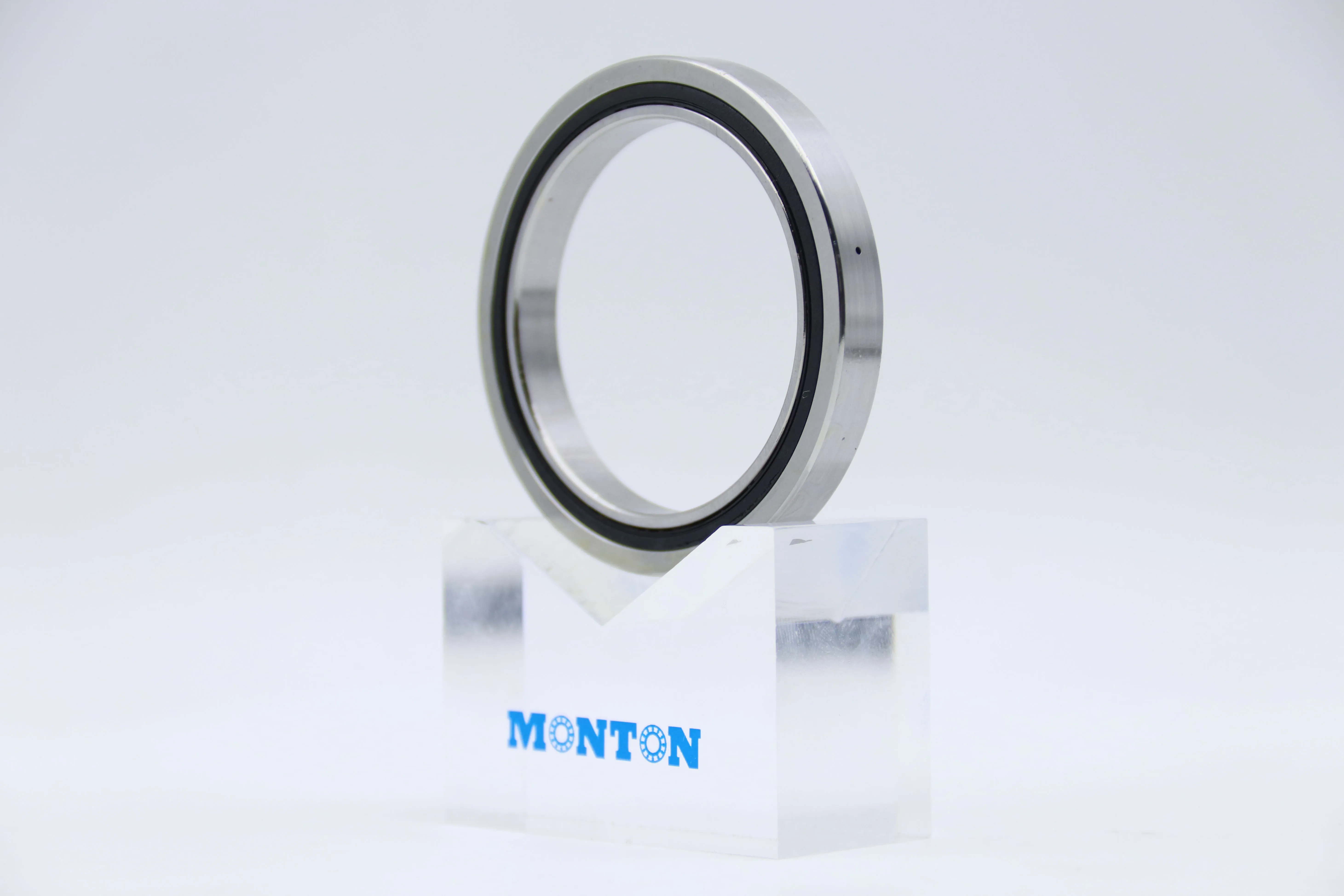 RAU8005 Slim Crossed roller bearing 